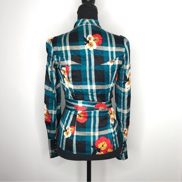 Diane Von Furstenberg 100% Silk Irlan Wrap Blouse - Picture 2 of 10